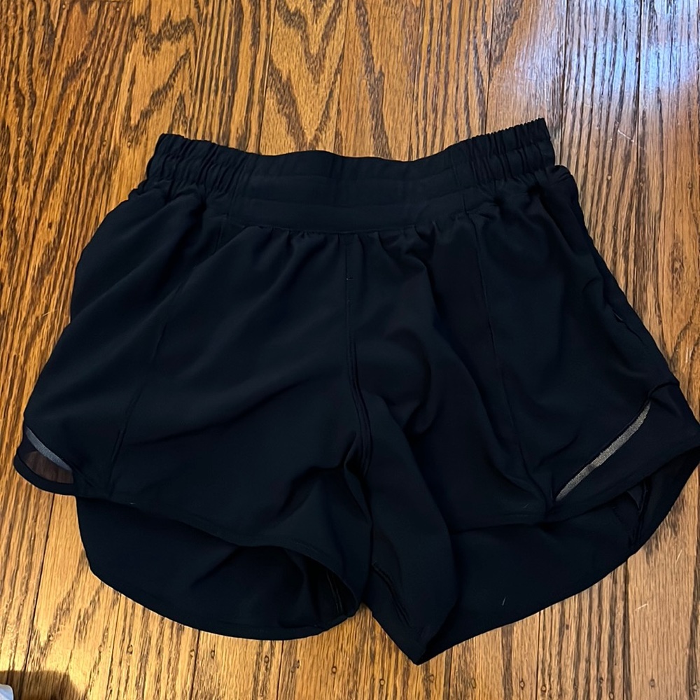 Lululemon Hotty Hot Hot Lined Long Shorts “4 Size 4 Navy